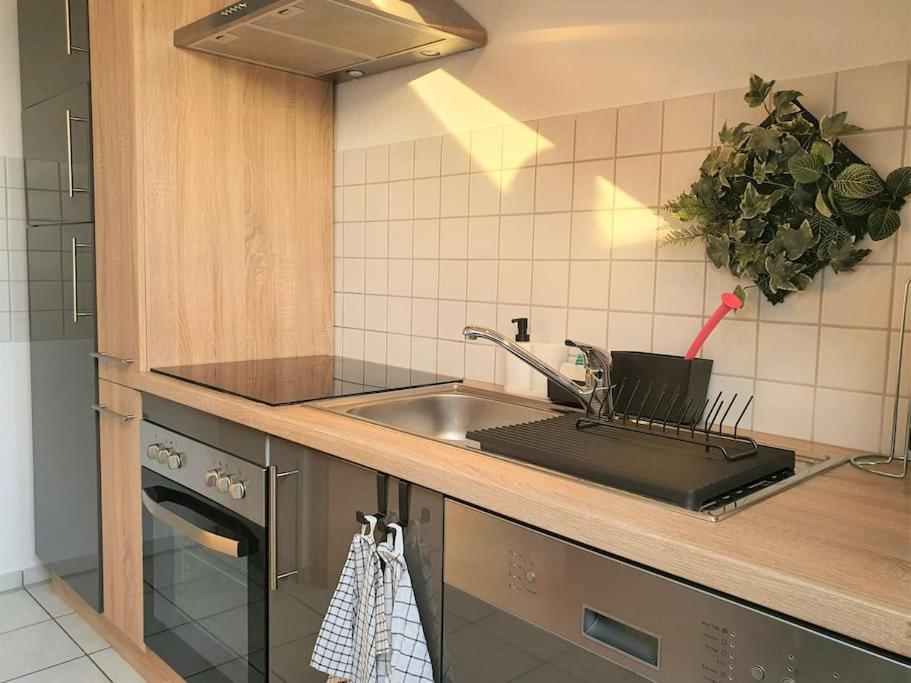 מארל Modernes Und Ruhiges Appartement Mit Loggia מראה חיצוני תמונה