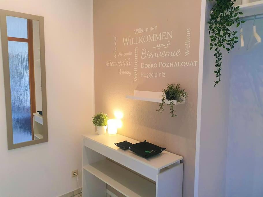 מארל Modernes Und Ruhiges Appartement Mit Loggia מראה חיצוני תמונה